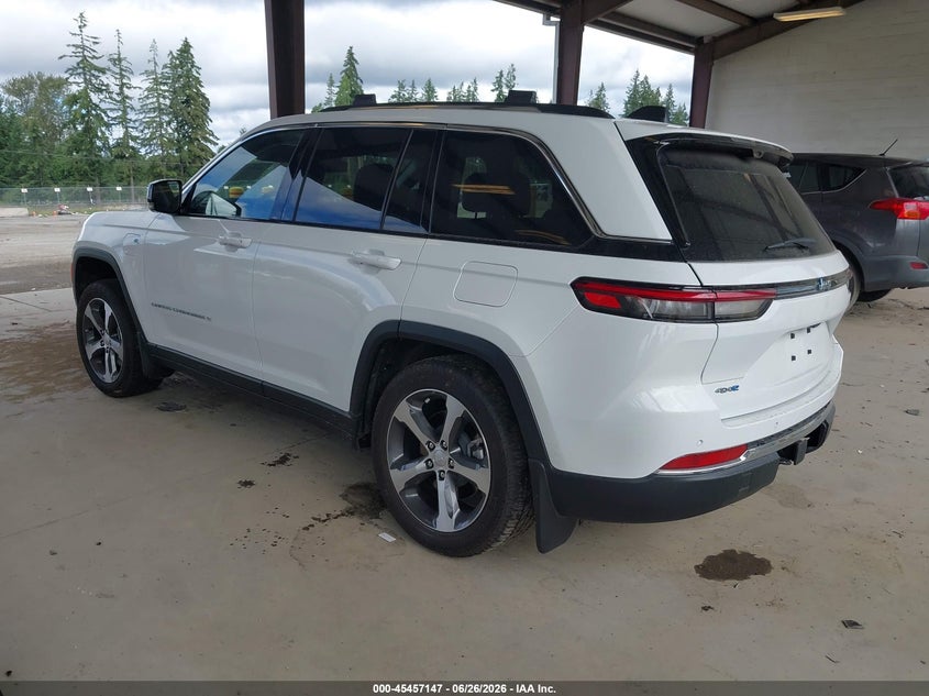 2022 Jeep Grand cherokee VIN 1C4RJYB60N8761611 IAAI salvage auction — FRONT END, Salvage Title, sold $10,300 on 2026-07-24 (photo 3)