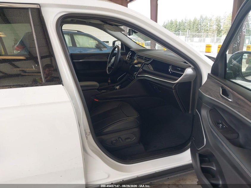 2022 Jeep Grand cherokee VIN 1C4RJYB60N8761611 IAAI salvage auction — FRONT END, Salvage Title, sold $10,300 on 2026-07-24 (photo 5)