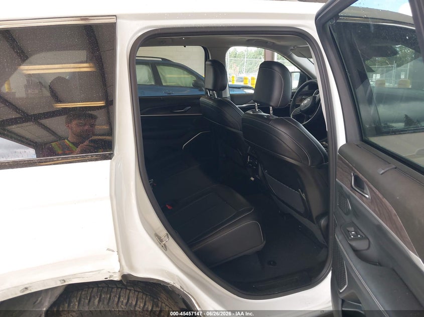 2022 Jeep Grand cherokee VIN 1C4RJYB60N8761611 IAAI salvage auction — FRONT END, Salvage Title, sold $10,300 on 2026-07-24 (photo 8)