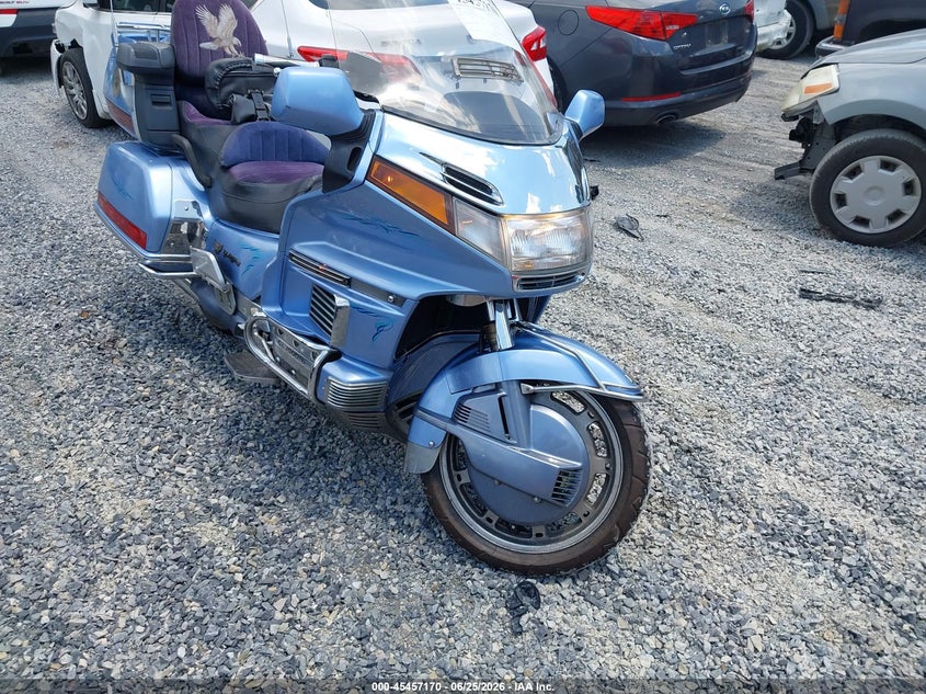 1990 Honda Gl1500 VIN 1HFSC2205LA202331 IAAI salvage auction — NORMAL WEAR, Clear (Virginia), sold $350 on 2026-07-07 (photo 1)