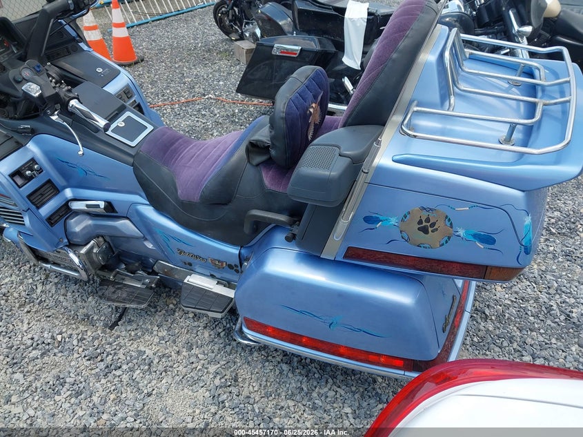 1990 Honda Gl1500 VIN 1HFSC2205LA202331 IAAI salvage auction — NORMAL WEAR, Clear (Virginia), sold $350 on 2026-07-07 (photo 3)