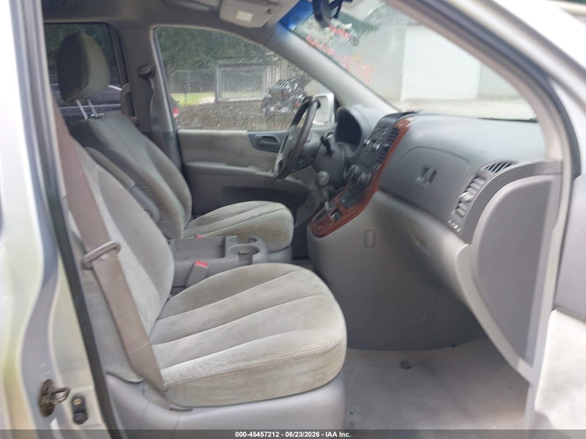 2006 Kia SEDONA VIN KNDMB233766069691 IAAI salvage auction — NORMAL WEAR, Clear (Tennessee), sold $750 on 2026-07-15 (photo 5)
