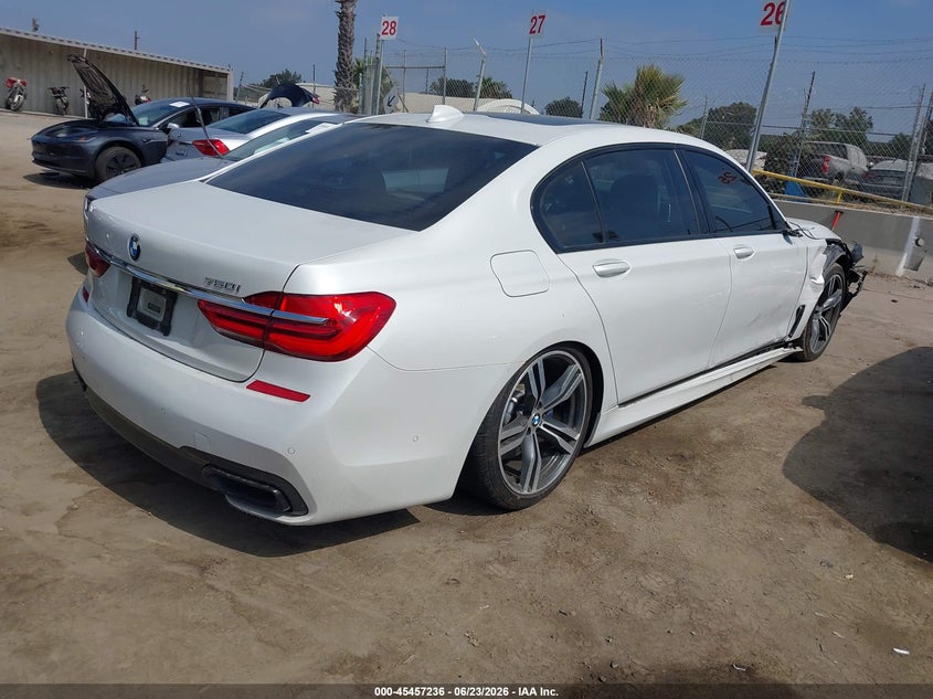 2017 BMW 7er VIN WBA7F0C50HGM21320 IAAI salvage auction — RIGHT FRONT, Salvage Title, sold $6,000 on 2026-08-19 (photo 4)