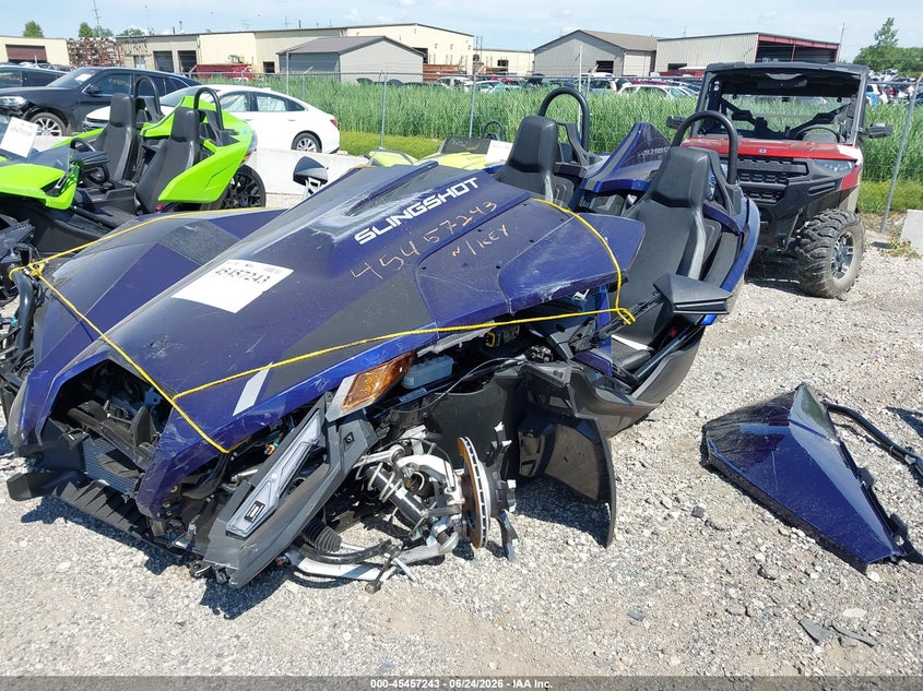 2024 Polaris Slingshot VIN 57XAAPHD1R8163523 IAAI salvage auction — FRONT END, Scrap (Michigan), sold $3,975 on 2026-08-19 (photo 2)