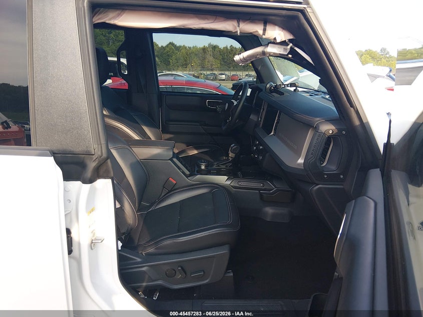 2025 Ford Bronco VIN 1FMDE8BH1SLA64520 IAAI salvage auction — FRONT END, Salvage (Tennessee), sold $20,800 on 2026-07-29 (photo 5)
