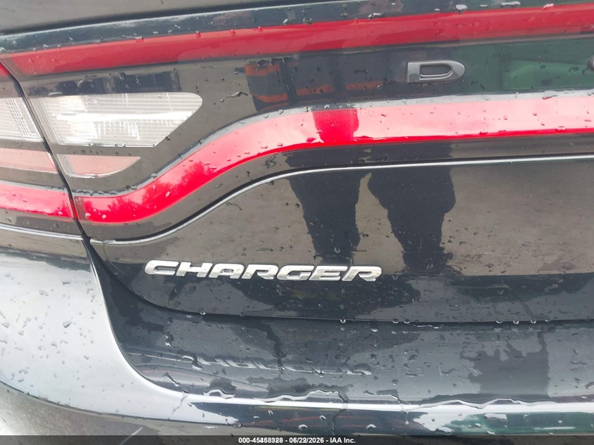 2020 Dodge Charger VIN 2C3CDXBG7LH165763 IAAI salvage auction — NORMAL WEAR, Sf97 (New Hampshire), sold $13,400 on 2026-07-23 (photo 6)