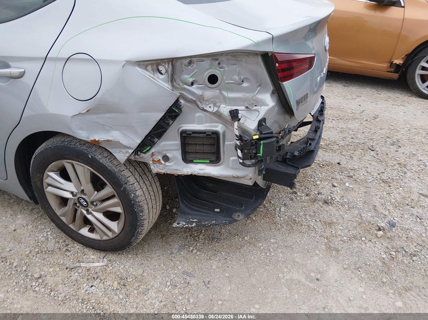 2020 Hyundai Elantra VIN KMHD84LF6LU975757 IAAI salvage auction — REAR END, Salvage (Illinois), sold $2,350 on 2026-07-28 (photo 6)
