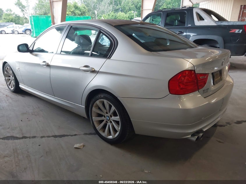 2011 BMW 3 series VIN WBAPK5C58BF125645 IAAI salvage auction — NORMAL WEAR, Clear (Tennessee), sold $450 on 2026-07-29 (photo 3)