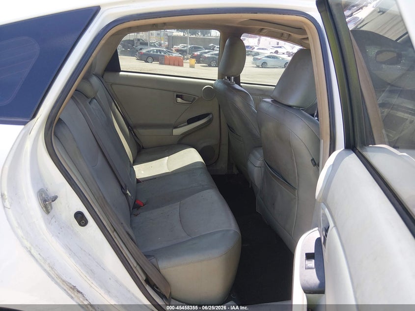 2015 Toyota Prius VIN JTDKN3DU0F1902711 IAAI salvage auction — RIGHT SIDE, Salvage (California), sold $2,800 on 2026-07-29 (photo 8)