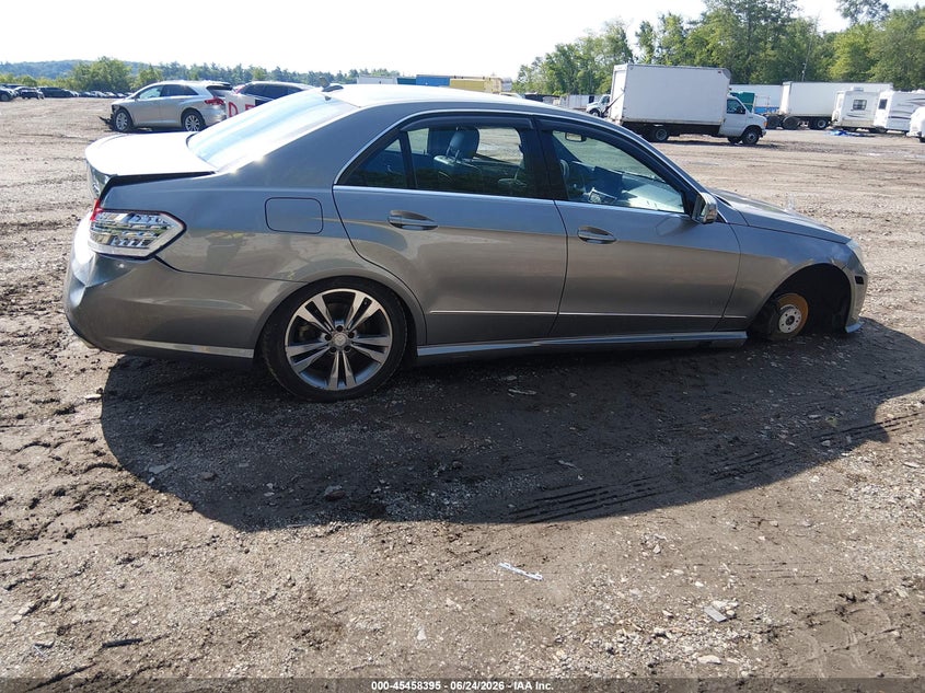 2011 Mercedes-benz E-class VIN WDDHF8HB3BA428251 IAAI salvage auction — LEFT SIDE, Clear (Massachusetts), sold $575 on 2026-07-08 (photo 4)