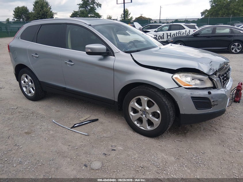 2013 Volvo Xc60 VIN YV4952DZ3D2433641 IAAI salvage auction — FRONT END, Salvage Title, sold $800 on 2026-08-03 (photo 1)