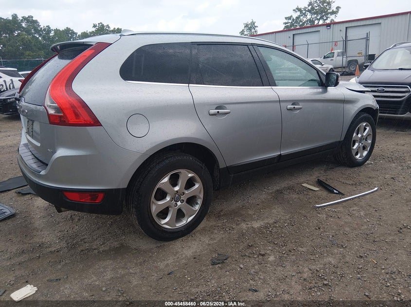 2013 Volvo Xc60 VIN YV4952DZ3D2433641 IAAI salvage auction — FRONT END, Salvage Title, sold $800 on 2026-08-03 (photo 4)