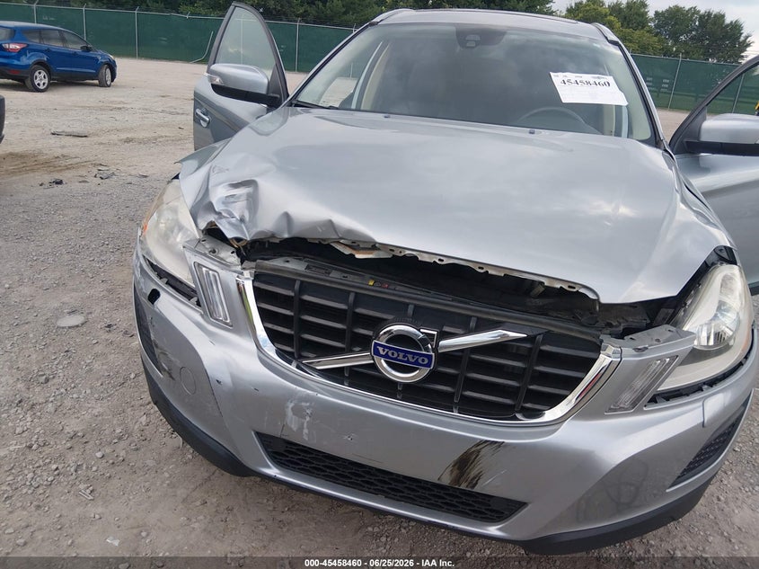 2013 Volvo Xc60 VIN YV4952DZ3D2433641 IAAI salvage auction — FRONT END, Salvage Title, sold $800 on 2026-08-03 (photo 6)