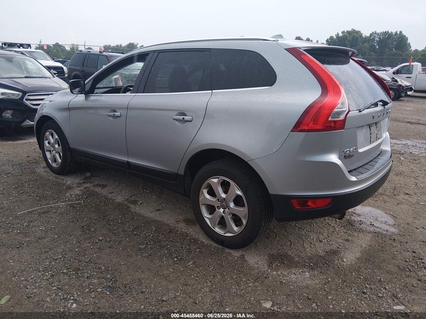 2013 Volvo Xc60 VIN YV4952DZ3D2433641 IAAI salvage auction — FRONT END, Salvage Title, sold $800 on 2026-08-03 (photo 3)