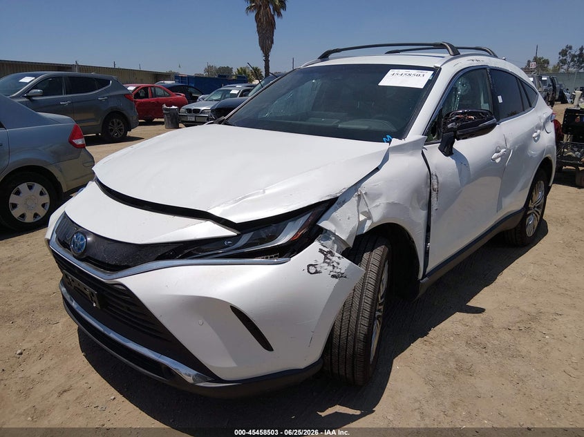 2024 Toyota Venza VIN JTEAAAAH1RJ171256 IAAI salvage auction — ROLLOVER, Salvage (California), sold $7,000 on 2026-07-29 (photo 2)