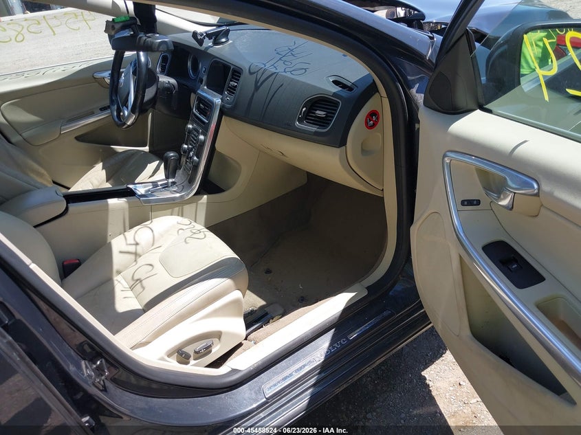 2012 Volvo S60 VIN YV1622FSXC2039772 IAAI salvage auction — FRONT END, Clear (Indiana), sold $25 on 2026-07-22 (photo 5)