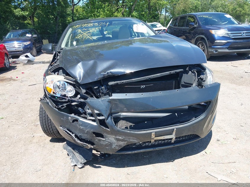 2012 Volvo S60 VIN YV1622FSXC2039772 IAAI salvage auction — FRONT END, Clear (Indiana), sold $25 on 2026-07-22 (photo 6)