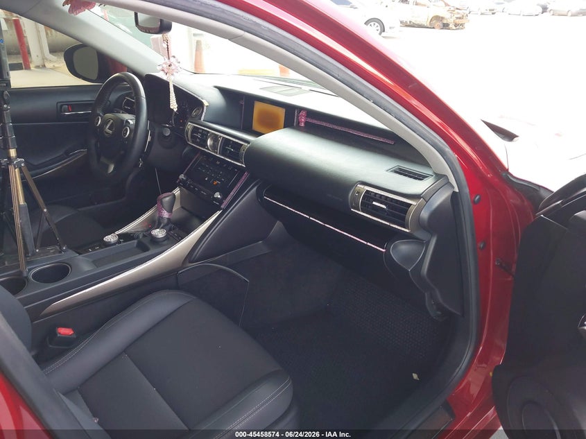 2014 Lexus Is VIN JTHBF1D29E5037467 IAAI salvage auction — REAR END, Salvage Title, sold $2,500 on 2026-07-29 (photo 5)