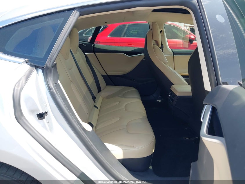 2017 Tesla Model s VIN 5YJSA1E11HF199571 IAAI salvage auction — LEFT REAR, Salvage (California), sold $7,500 on 2026-09-04 (photo 8)