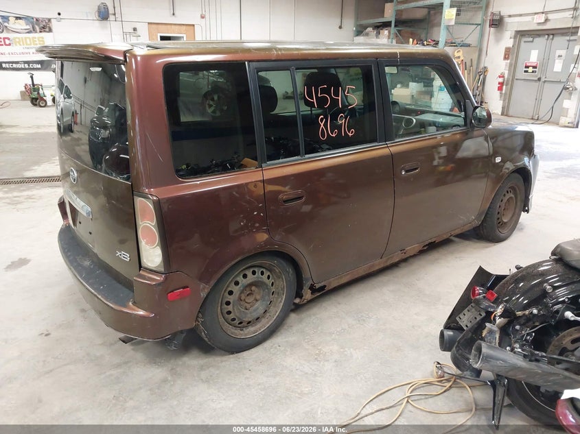 2006 Scion Xb VIN JTLKT324664124913 IAAI salvage auction — NORMAL WEAR, Original (Maine), sold $275 on 2026-07-27 (photo 4)