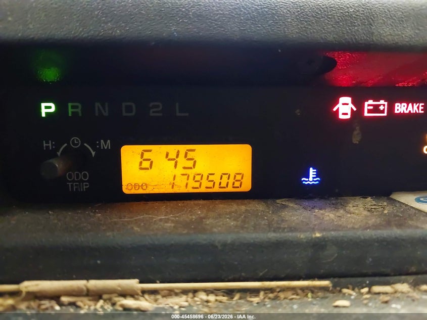 2006 Scion Xb VIN JTLKT324664124913 IAAI salvage auction — NORMAL WEAR, Original (Maine), sold $275 on 2026-07-27 (photo 7)