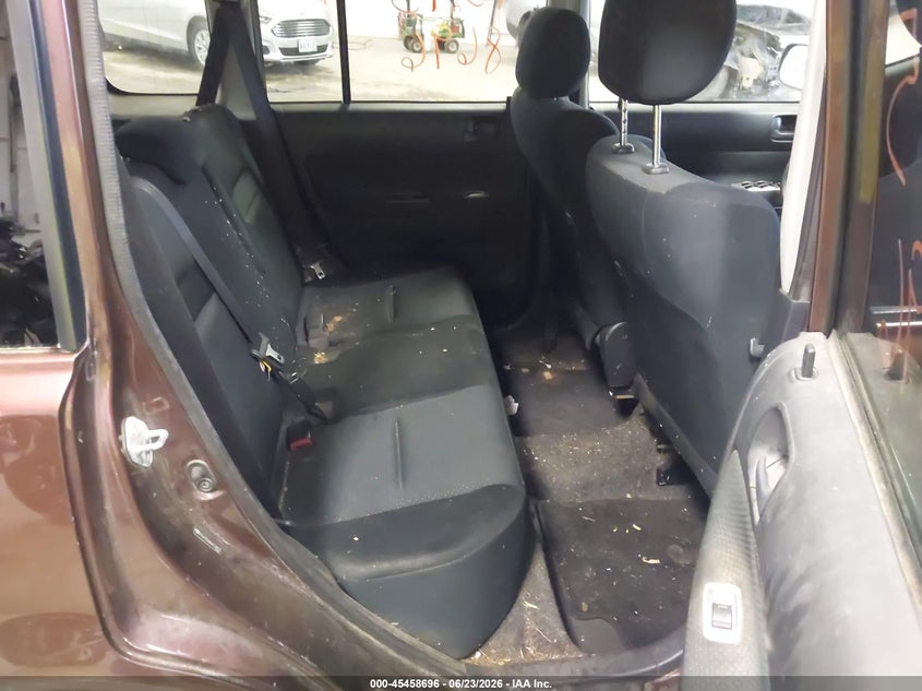 2006 Scion Xb VIN JTLKT324664124913 IAAI salvage auction — NORMAL WEAR, Original (Maine), sold $275 on 2026-07-27 (photo 8)