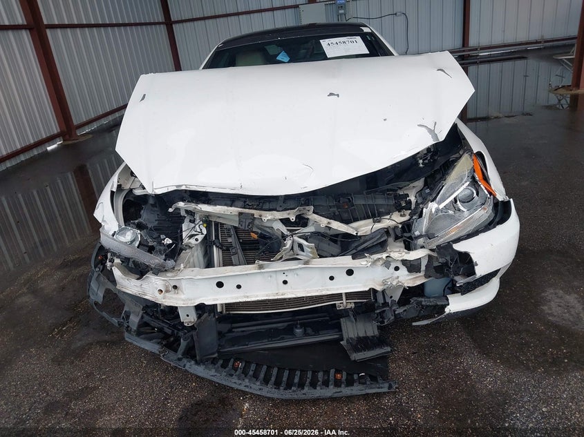 2014 Mercedes-benz Slk-klasse VIN WDDPK5HAXEF075950 IAAI salvage auction — FRONT & REAR, Certificate Of Destruction (Florida), sold $850 on 2026-07-23 (photo 6)