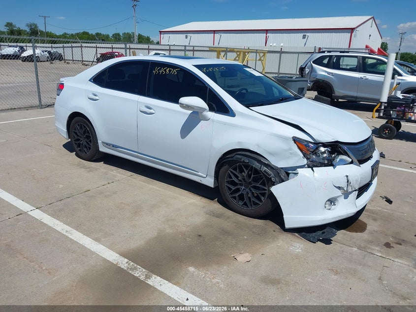 2010 Lexus Hs 250h VIN JTHBB1BA2A2016882 IAAI salvage auction — FRONT END, Clear (Indiana), sold $825 on 2026-07-24 (photo 1)