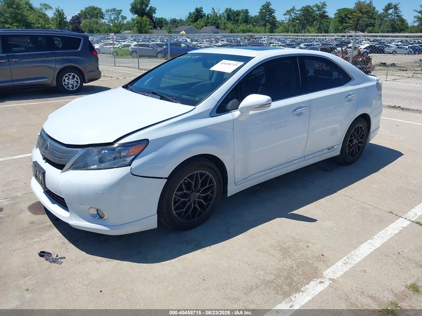 2010 Lexus Hs 250h VIN JTHBB1BA2A2016882 IAAI salvage auction — FRONT END, Clear (Indiana), sold $825 on 2026-07-24 (photo 2)