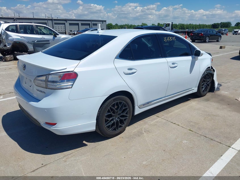 2010 Lexus Hs 250h VIN JTHBB1BA2A2016882 IAAI salvage auction — FRONT END, Clear (Indiana), sold $825 on 2026-07-24 (photo 4)