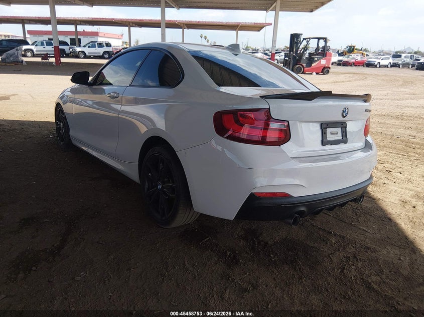 2016 BMW M2 VIN WBA1J7C5XGV359822 IAAI salvage auction — RIGHT SIDE, Salvage Title, sold $8,000 on 2026-08-11 (photo 3)