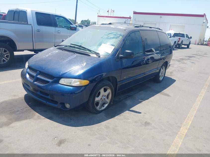 2000 Dodge Grand caravan VIN 1B4GP44G7YB774946 IAAI salvage auction — FRONT & REAR, Clear (Utah), sold $275 on 2026-07-09 (photo 2)