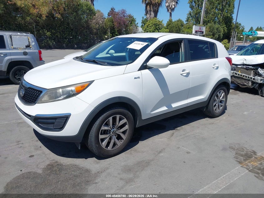 2014 Kia Sportage VIN KNDPBCAC1E7549451 IAAI salvage auction — NORMAL WEAR, Clear - Dealer Only (California), sold $950 on 2026-07-13 (photo 2)