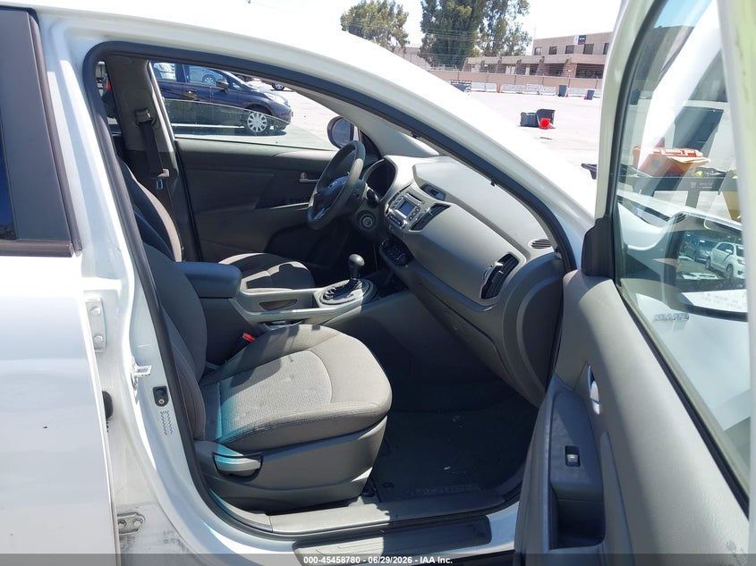 2014 Kia Sportage VIN KNDPBCAC1E7549451 IAAI salvage auction — NORMAL WEAR, Clear - Dealer Only (California), sold $950 on 2026-07-13 (photo 5)