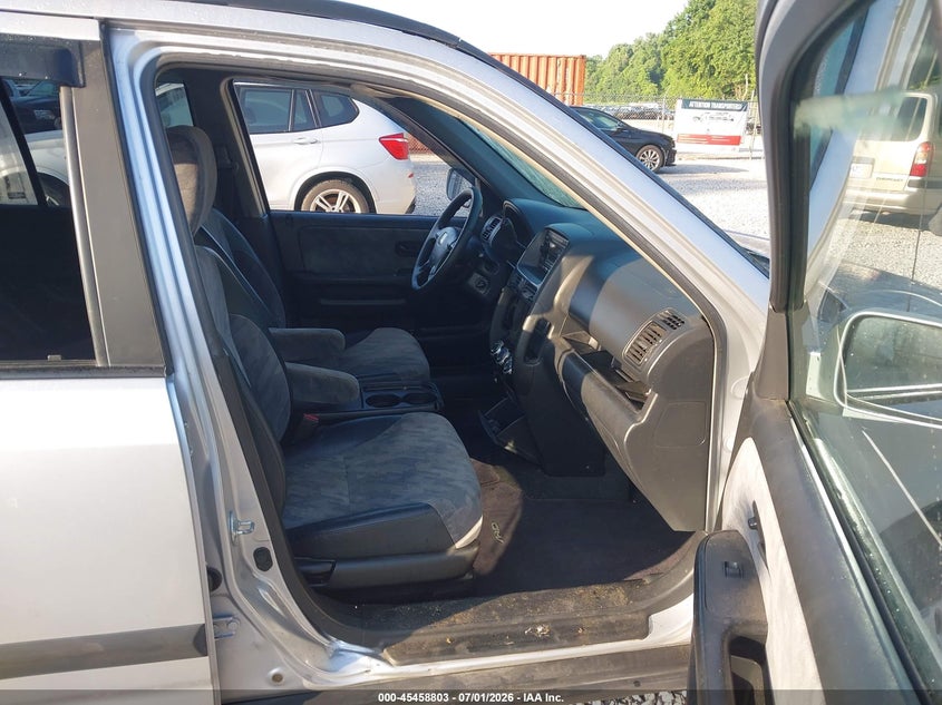 2004 Honda Cr-v VIN SHSRD78894U209574 IAAI salvage auction — RIGHT FRONT, Salvage (Idaho), sold $525 on 2026-07-28 (photo 5)