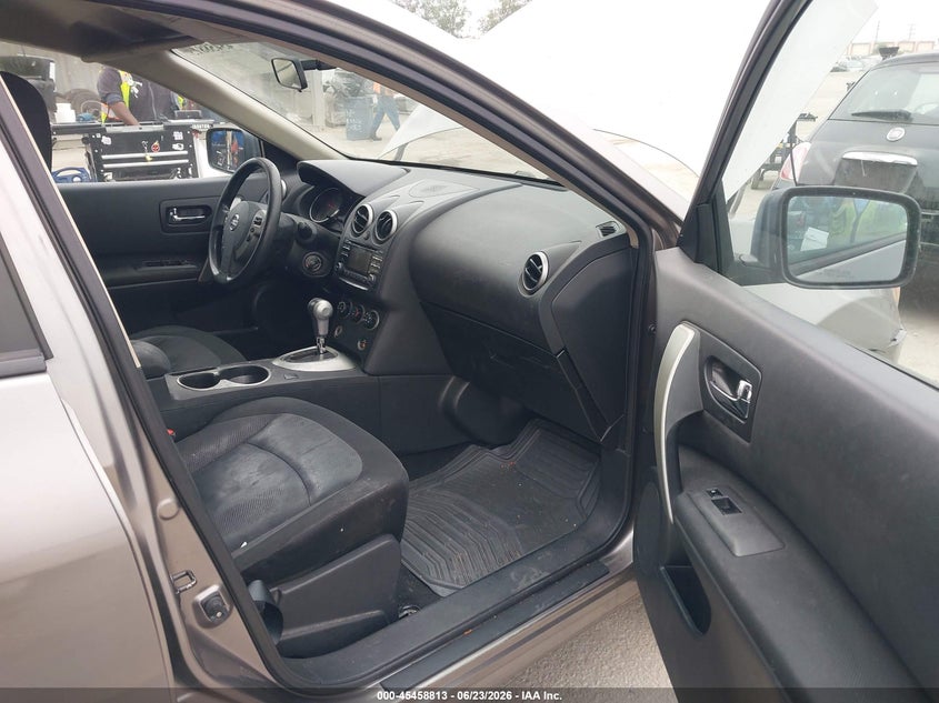 2013 Nissan Rogue VIN JN8AS5MT9DW504943 IAAI salvage auction — RIGHT FRONT, Salvage Title, sold $800 on 2026-07-29 (photo 5)