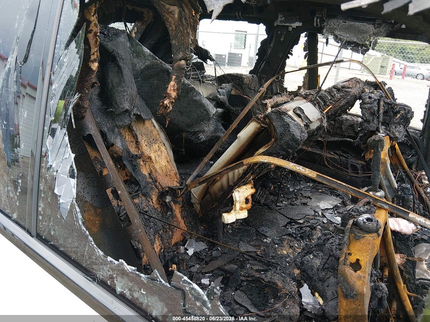 2015 Land rover RANGE ROVER VIN SALGS2TF3FA228221 IAAI salvage auction — BURN, Salvage (Louisiana), sold $50 on 2026-07-29 (photo 8)