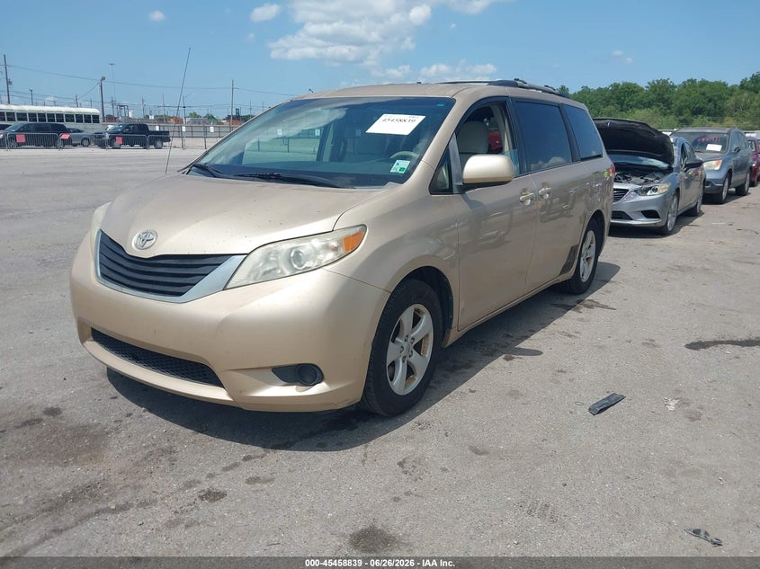 2011 Toyota Sienna VIN 5TDKK3DC2BS148871 IAAI salvage auction — NORMAL WEAR, Clear (Louisiana), sold $1,200 on 2026-07-20 (photo 2)
