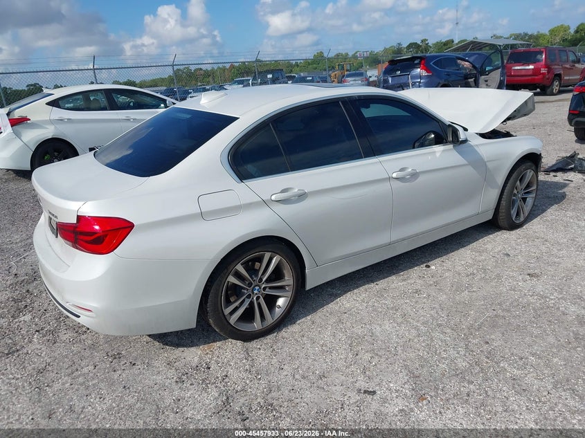 2018 BMW 3er VIN WBA8B9C56JEE81806 IAAI salvage auction — FRONT END, Rebuildable (Florida), sold $650 on 2026-07-23 (photo 4)