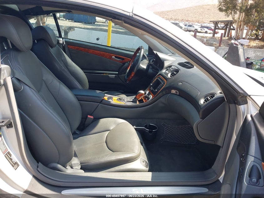 2003 Mercedes-benz Sl-klasse VIN WDBSK75F63F020617 IAAI salvage auction — LEFT SIDE, Salvage (California), sold $1,325 on 2026-07-21 (photo 5)