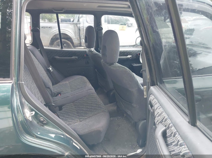 2000 Toyota Rav4 VIN JT3HP10V8Y7151398 IAAI salvage auction — NORMAL WEAR, Clear (Michigan), sold $525 on 2026-07-27 (photo 8)