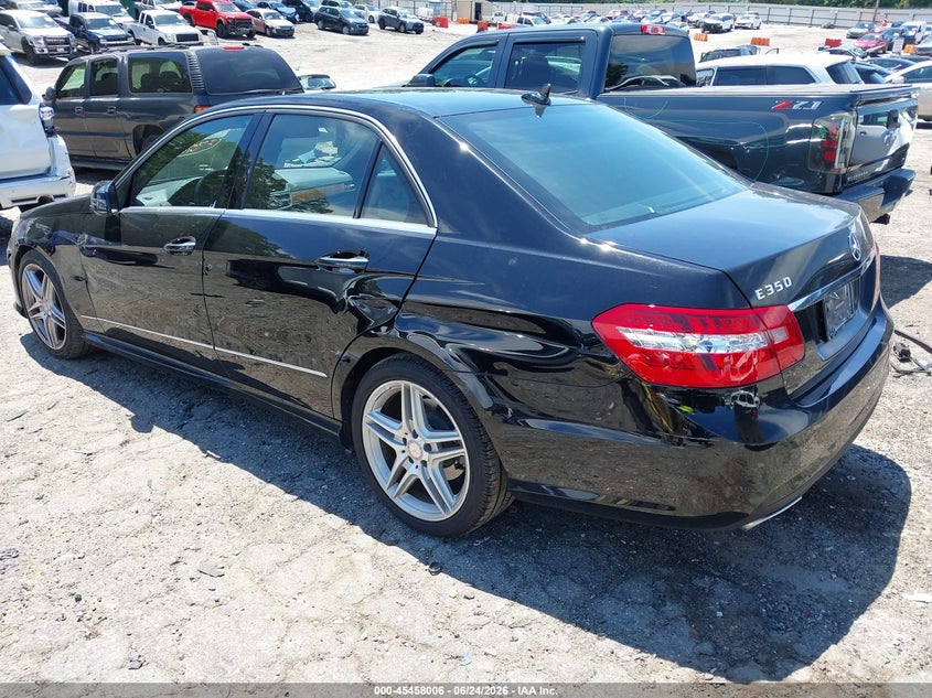 2013 Mercedes-benz E-klasse VIN WDDHF5KB1DA765785 IAAI salvage auction — LEFT SIDE, Salvage (Georgia), sold $3,550 on 2026-07-29 (photo 3)