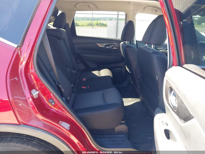 2017 Nissan Rogue VIN JN8AT2MV4HW282220 IAAI salvage auction — RIGHT REAR, Salvage (Pennsylvania), sold $3,300 on 2026-07-08 (photo 8)