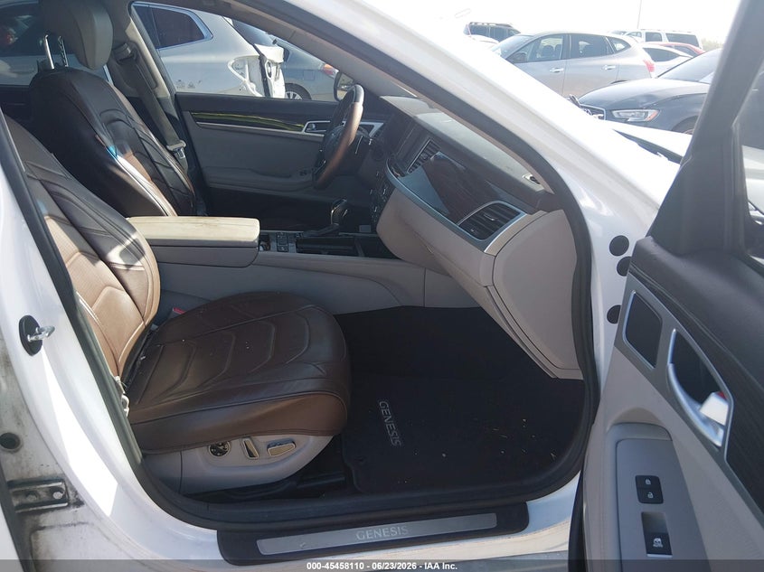 2016 Hyundai Genesis VIN KMHGN4JE9GU115230 IAAI salvage auction — NORMAL WEAR, Original (Texas), sold $1,550 on 2026-07-31 (photo 5)