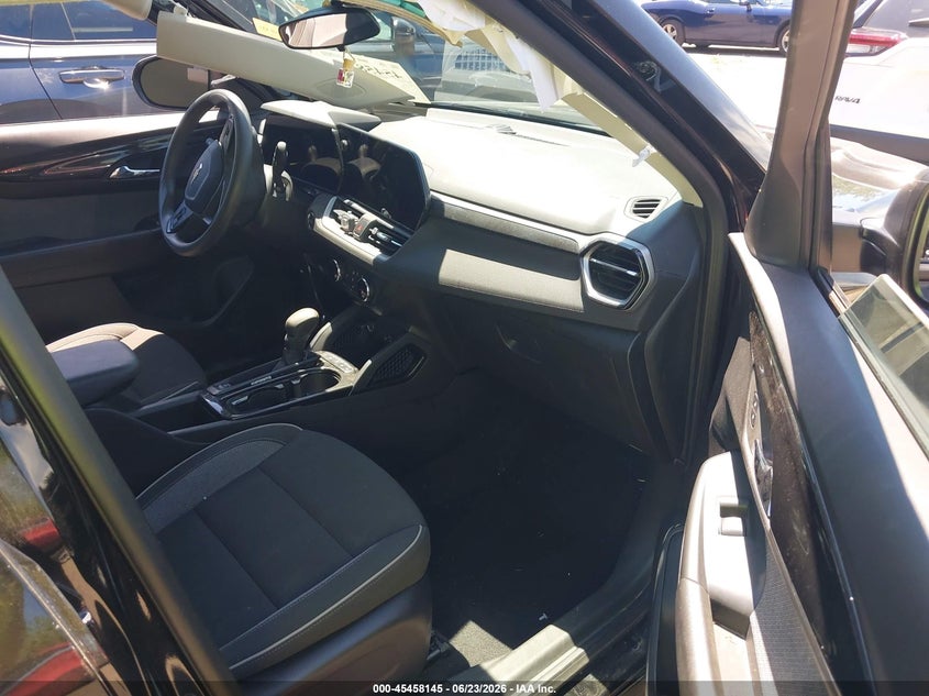 2024 Chevrolet Trailblazer VIN KL79MNSL9RB207369 IAAI salvage auction — RIGHT SIDE, Salvage Title, sold $6,250 on 2026-07-28 (photo 5)
