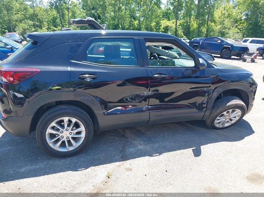 2024 Chevrolet Trailblazer VIN KL79MNSL9RB207369 IAAI salvage auction — RIGHT SIDE, Salvage Title, sold $6,250 on 2026-07-28 (photo 6)