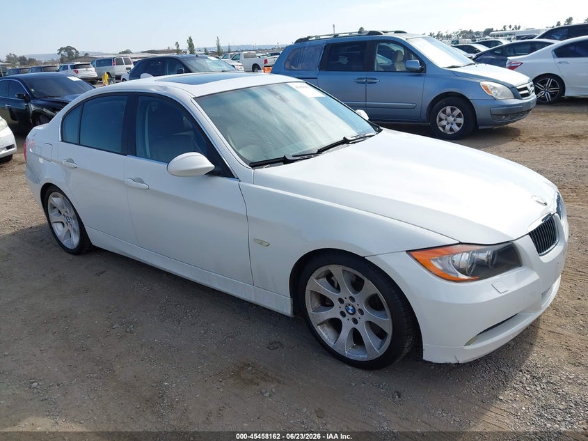 2007 BMW 3 series VIN WBAVB73577PA85372 IAAI salvage auction — REAR END, Salvage (California), sold $25 on 2026-07-10 (photo 1)