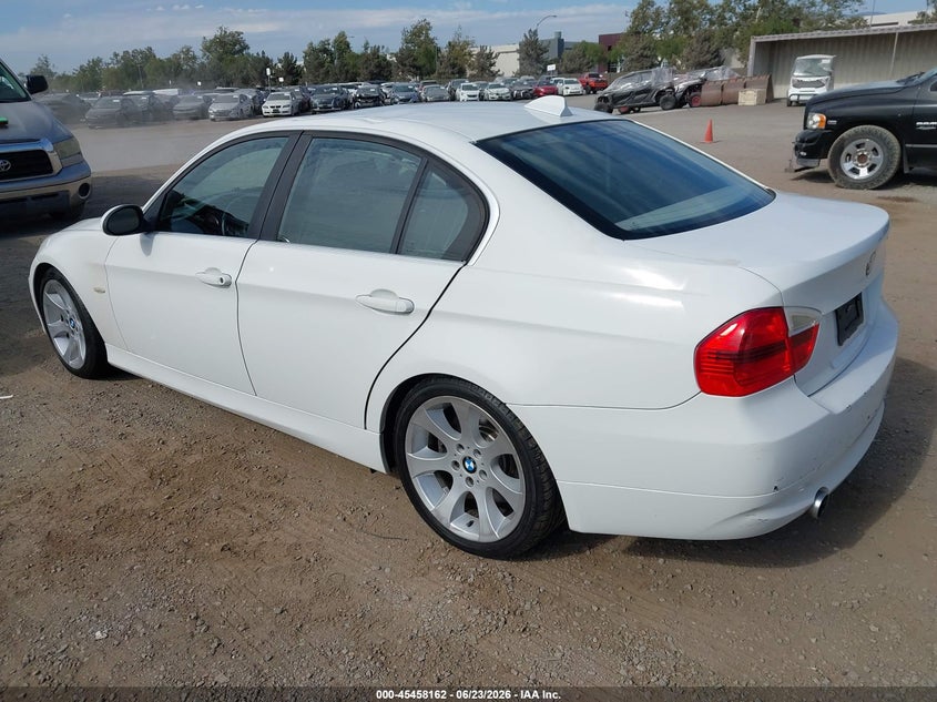 2007 BMW 3 series VIN WBAVB73577PA85372 IAAI salvage auction — REAR END, Salvage (California), sold $25 on 2026-07-10 (photo 3)