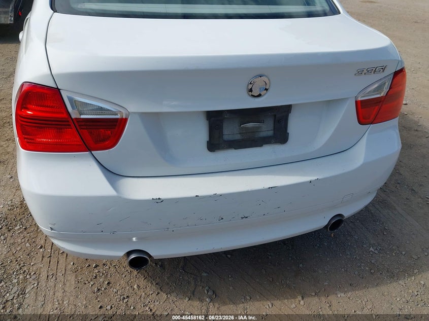 2007 BMW 3 series VIN WBAVB73577PA85372 IAAI salvage auction — REAR END, Salvage (California), sold $25 on 2026-07-10 (photo 6)