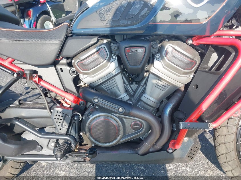 2025 Harley-davidson Pan america VIN MLY1ZGS17SS952989 IAAI salvage auction — FRONT END, Salvage Title, sold $625 on 2026-07-29 (photo 8)
